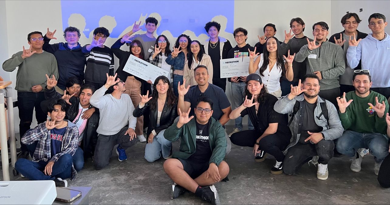 Asael Amaro at work with a colleague